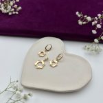 نیم ست طلا هندسی با طراحی شش‌ضلعی