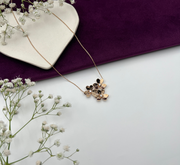 راهنمای خرید آویز طلا